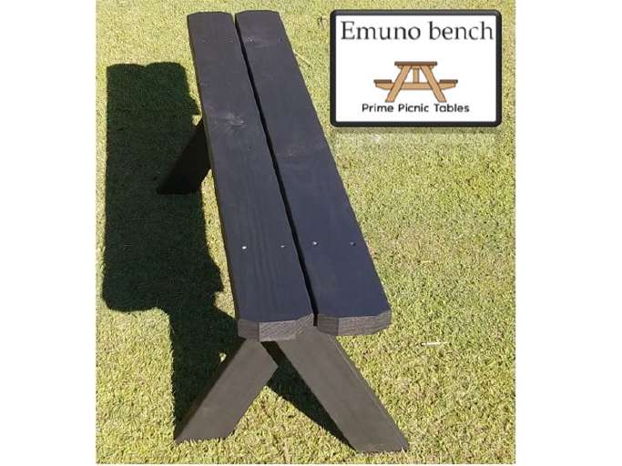emuno-cross-legged-black-bench-style-in-garden-on-grass-min.jpg